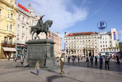 Marko Zagreb Buitenkant foto